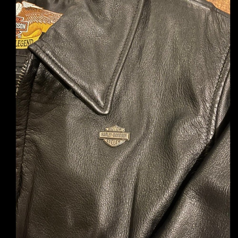 Harley Davidson Women's Leather Jacket Small  EUC​​​​​​​​​​ - Picture 4 of 5